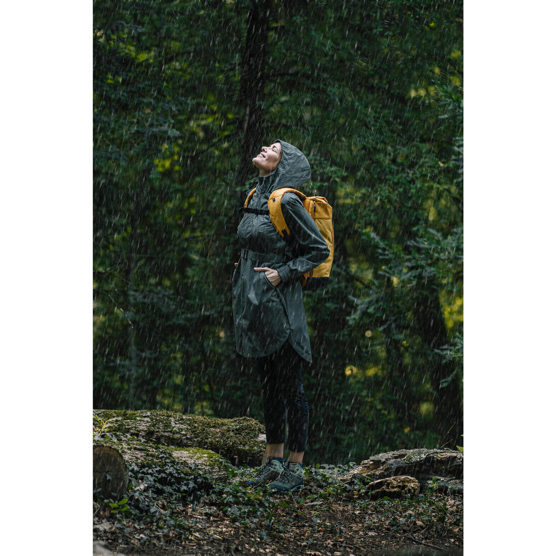 Chamarra de senderismo impermeable larga para mujer Raincut - Image 36