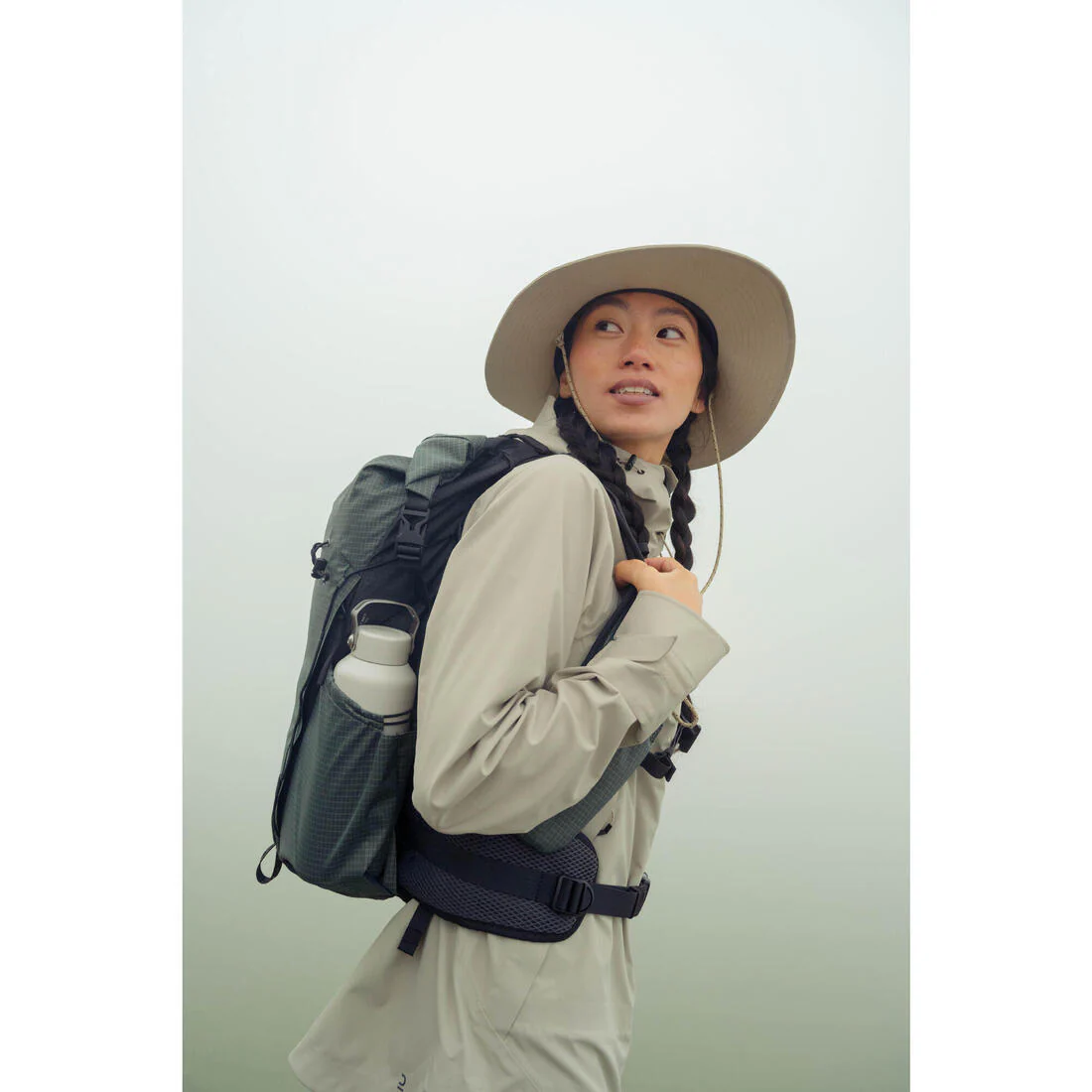 Chamarra ligera impermeable de senderismo montaña - MH500 - Mujer - Image 25