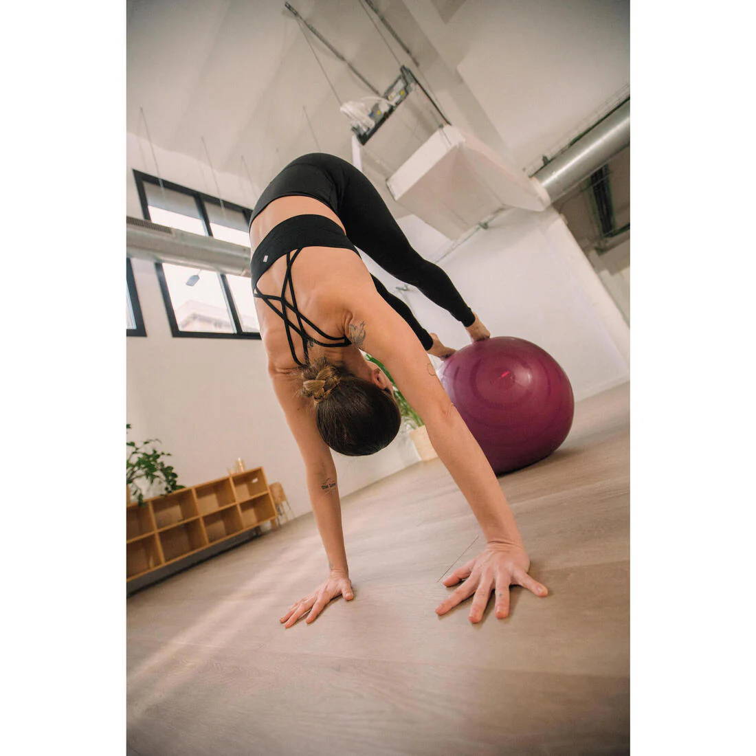 Leggings de yoga y pilates suaves y elásticos negros Breathe - Image 16