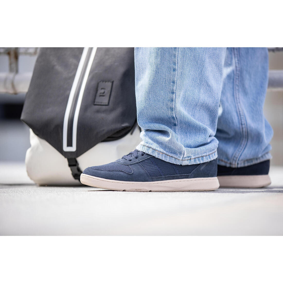 Tenis para caminar en la ciudad con malla azul marino para hombre Walk Protect - Image 11